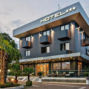 3* Otel Garibaldi
